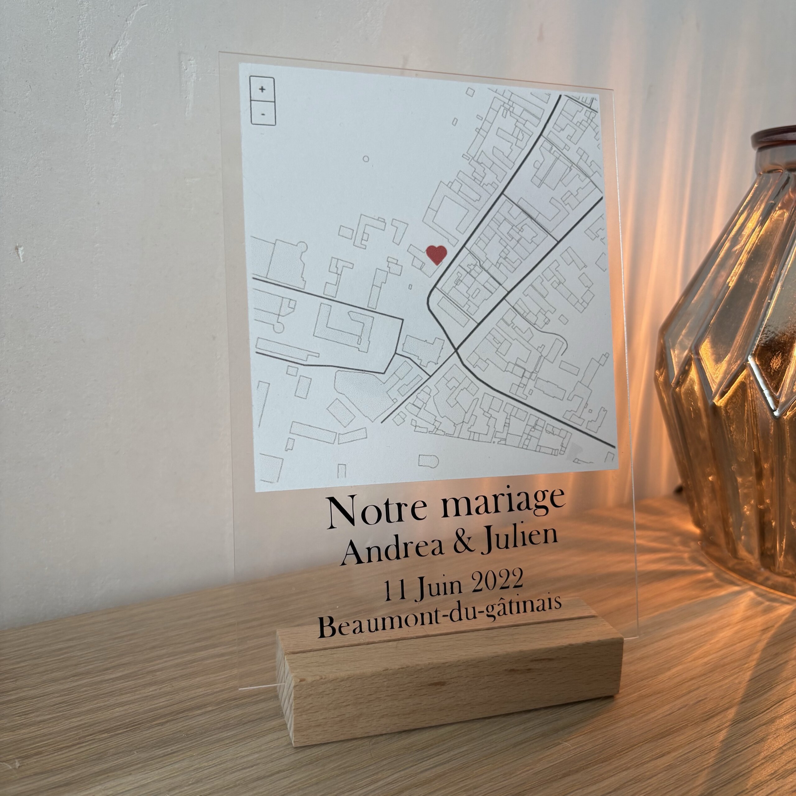 Plaque en plexiglass sur socle en bois décoratif pour cadeau de mariage